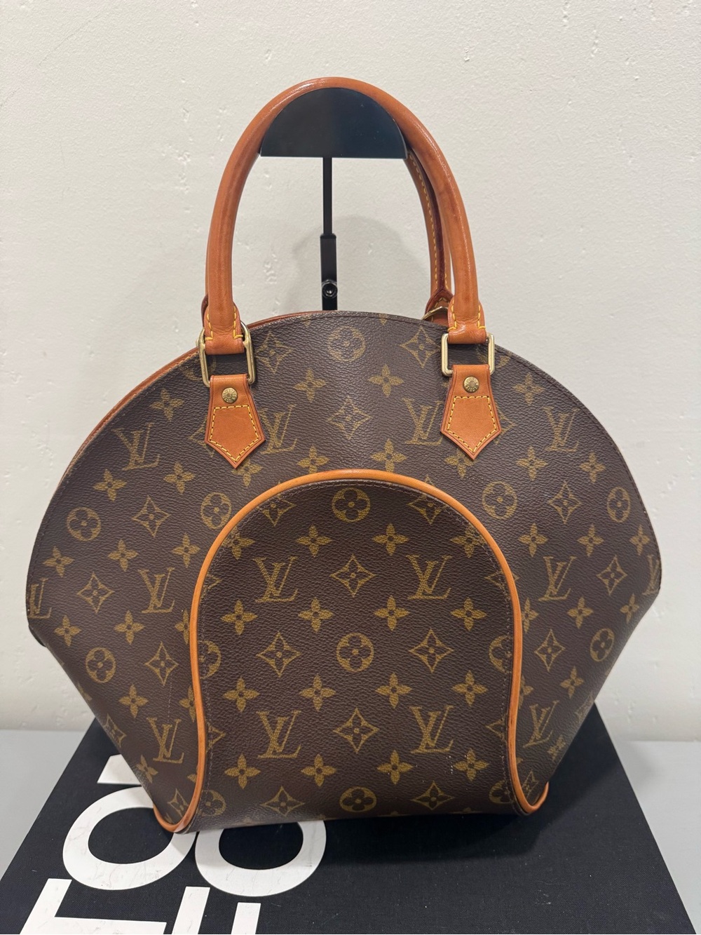 Louis Vuitton Monogram Ellipse mm